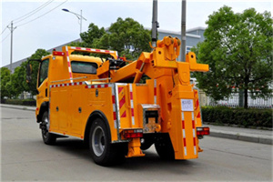 玄武高速路拖车费